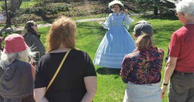 Jane’s Walk Participants Learn About Village Issues, History
